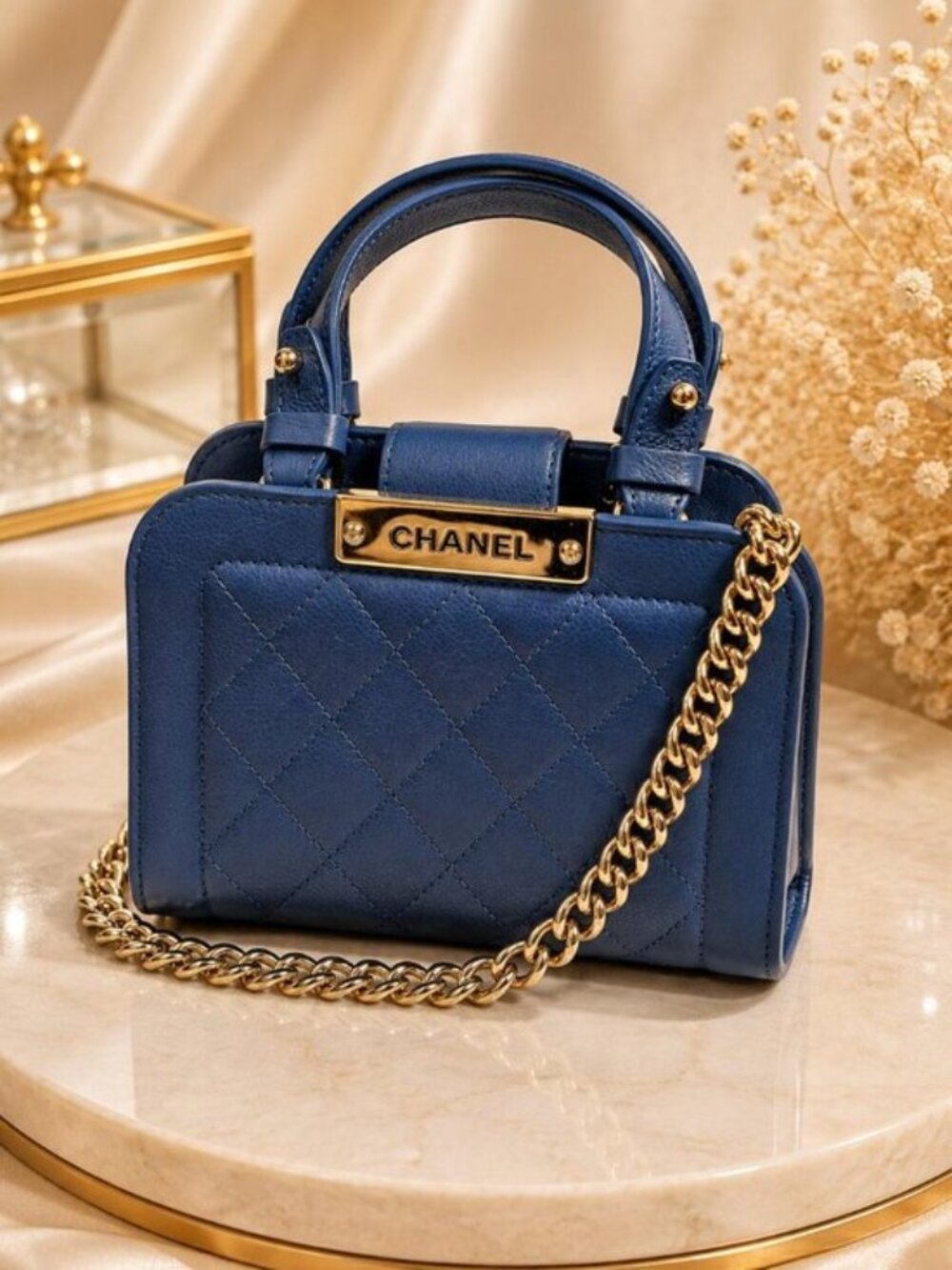 Authentic Chanel Small Quilted Top Handle Vanity Case Leather Chain Crossbody